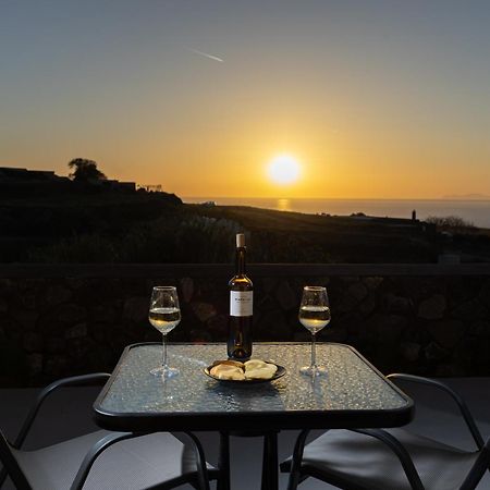 Nastram Suites Oia מראה חיצוני תמונה