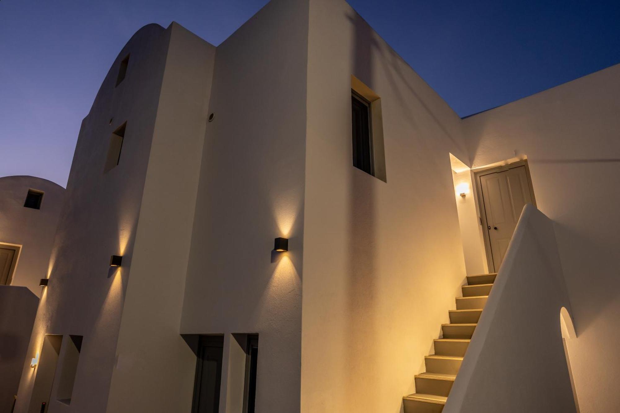 Nastram Suites Oia מראה חיצוני תמונה